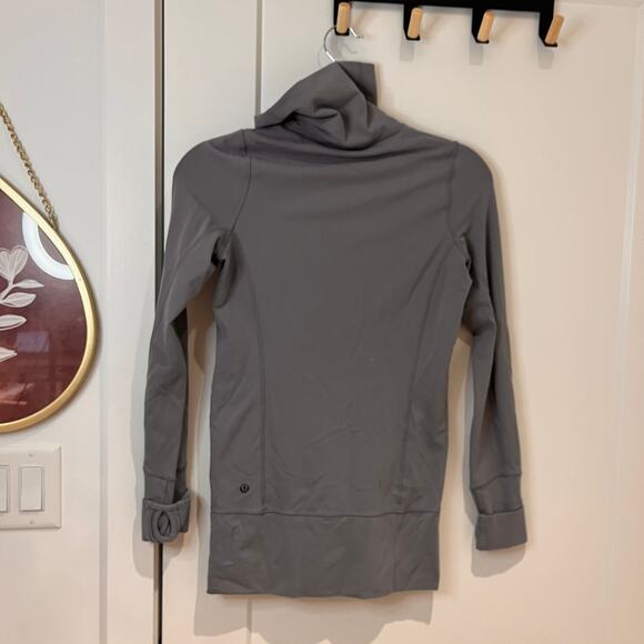 LULULEMON Gray In Stride Long Sleeves Zip Up Jacket Size 2 - Picture 3 of 8